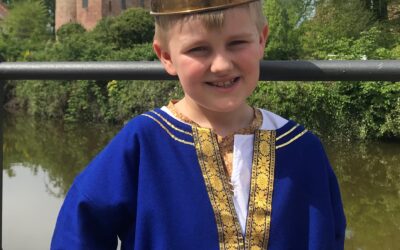 Otte-årige Luka bliver tronfølger for en weekend